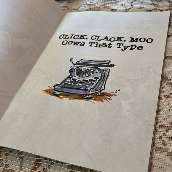 Click, Clack, Moo Cows That Type - Picture 3 of 8